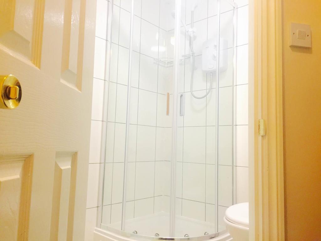 Southend Inn Hotel - Close To Beach, Train Station & Southend Airport Eksteriør billede