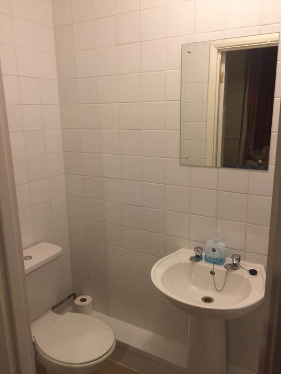 Southend Inn Hotel - Close To Beach, Train Station & Southend Airport Eksteriør billede